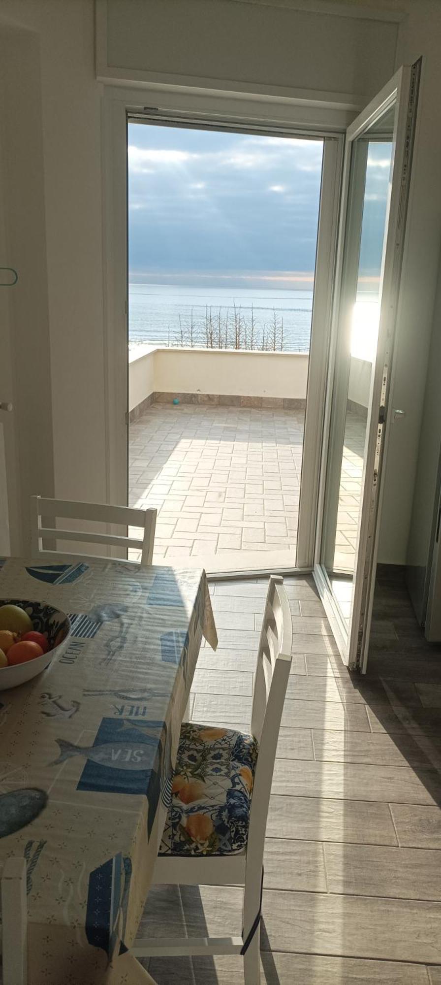 The Suite On The Beach Torvaianica Luaran gambar