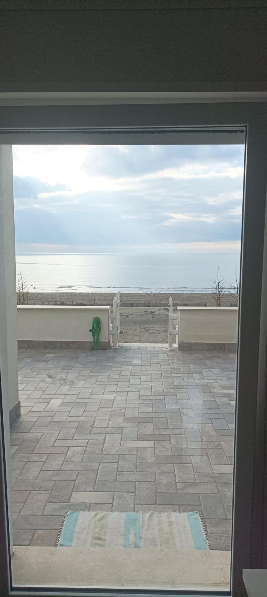 The Suite On The Beach Torvaianica Luaran gambar