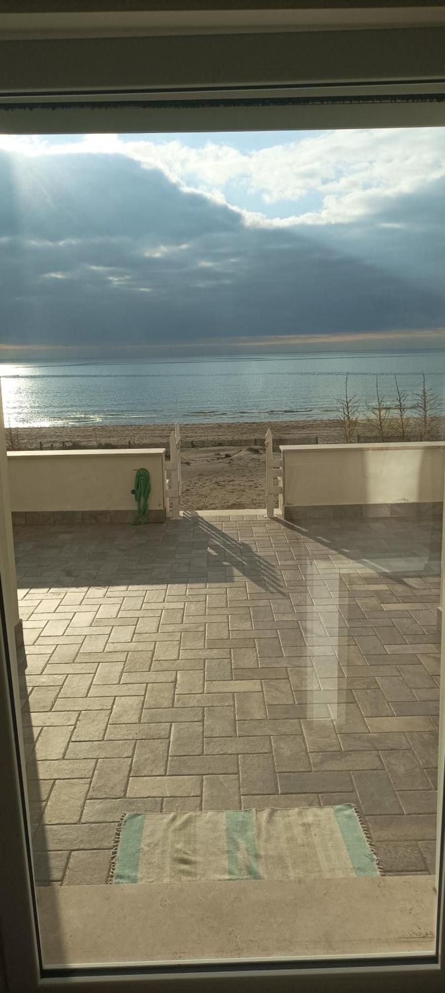 The Suite On The Beach Torvaianica Luaran gambar